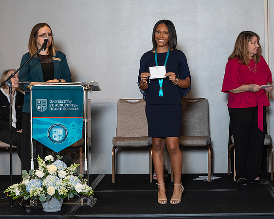 USA August 22  Pinning-9280