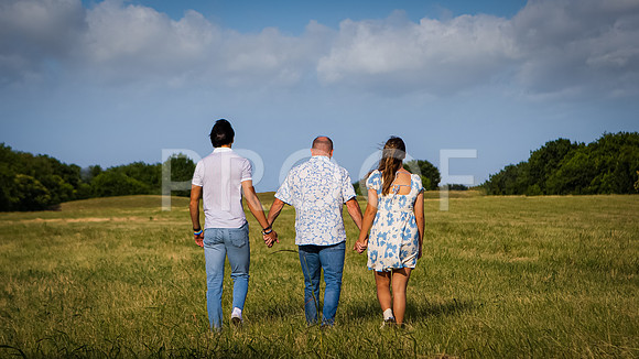 Strong Fam. -