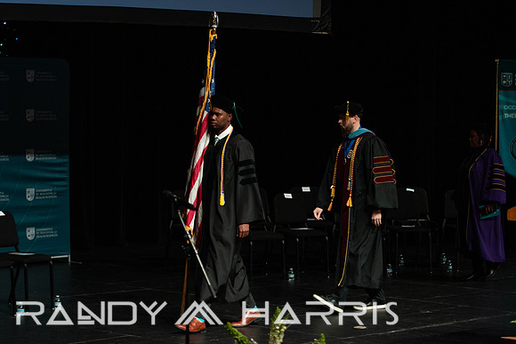 USA Dec 24 Grad Cer-Candid-6228