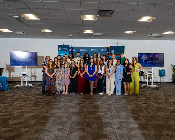 USA Pinning -8726