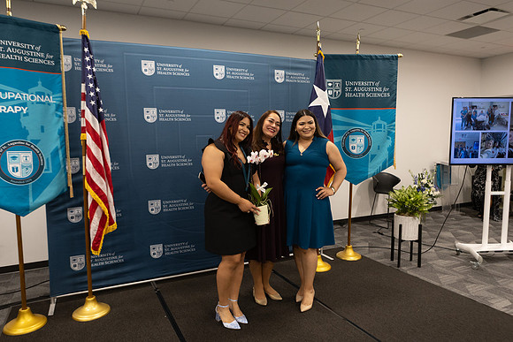 USA Pinning -8754
