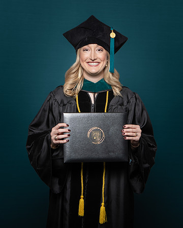 USA Dec Grad Portraits-0061