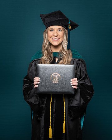 USA Dec Grad Portraits-0096