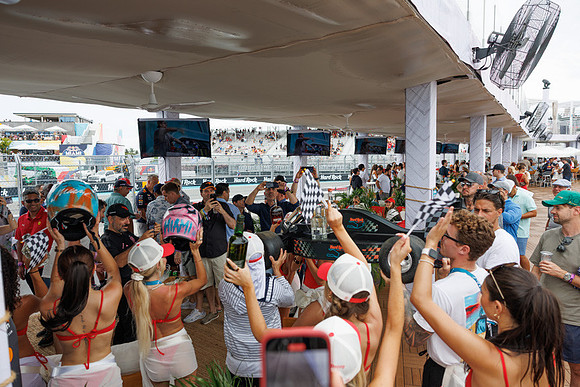 DEG F1 Day 3-33