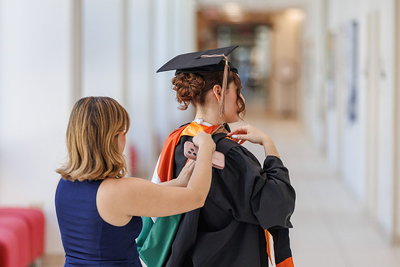 Aby Grad Shot-125