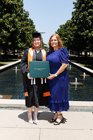 Aby Grad Shot-244