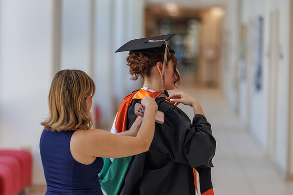 Aby Grad Shot-125