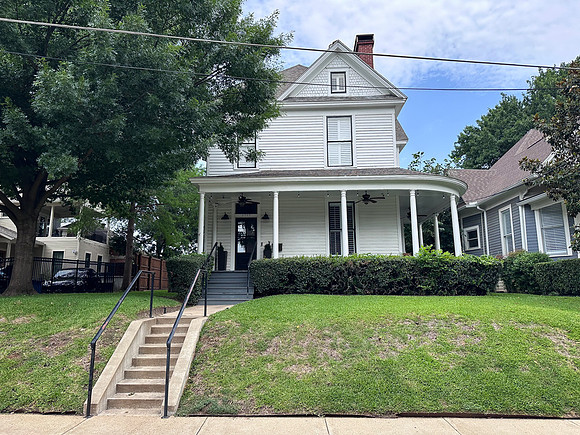 Cresa 2707 Hibernia St-4