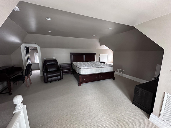 Cresa 2707 Hibernia St-9