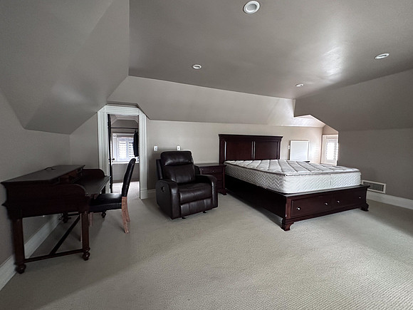 Cresa 2707 Hibernia St-10