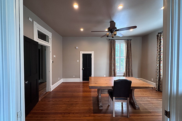 Cresa 2707 Hibernia St-42