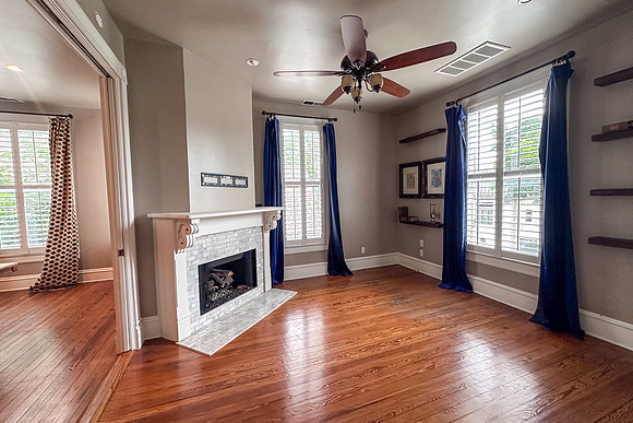 Cresa 2707 Hibernia St-47