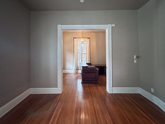 Cresa 2707 Hibernia St-79