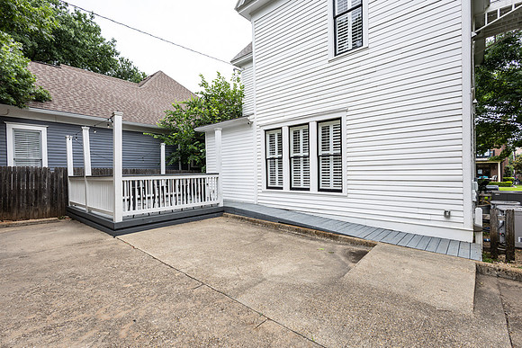 Cresa 2707 Hibernia St-99