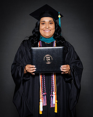 USA Grad Aug 2026 Formal-3061