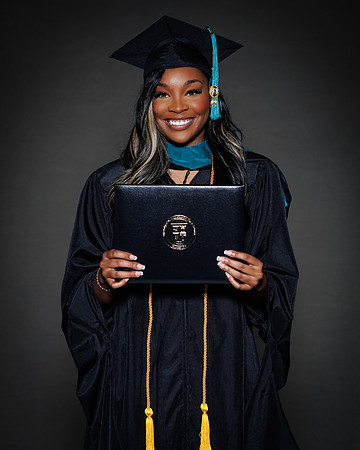 USA Grad Aug 2026 Formal-3093