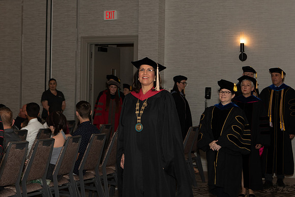 USA April 2023 Grad-80