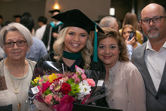 USA April 2023 Grad-419