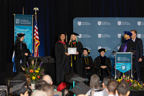 USA April 2023 Grad diploma-2219