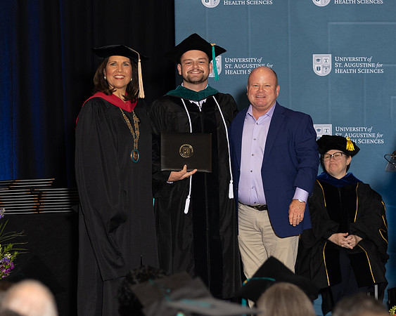 USA April 2023 Grad diploma-2232-2