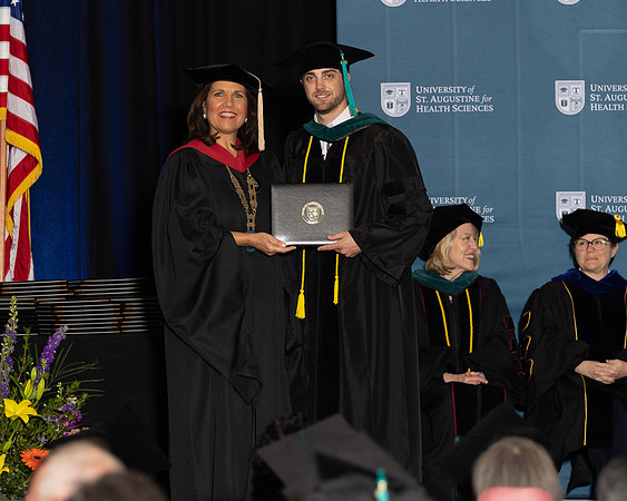 USA April 2023 Grad diploma-2197-2