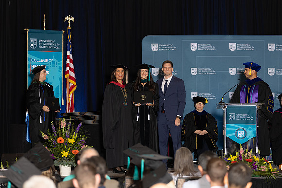 USA April 2023 Grad diploma-2240