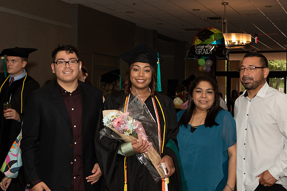 USA April 2023 Grad-61
