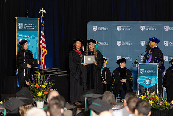USA April 2023 Grad diploma-2235