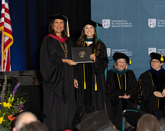 USA April 2023 Grad diploma-2194-2