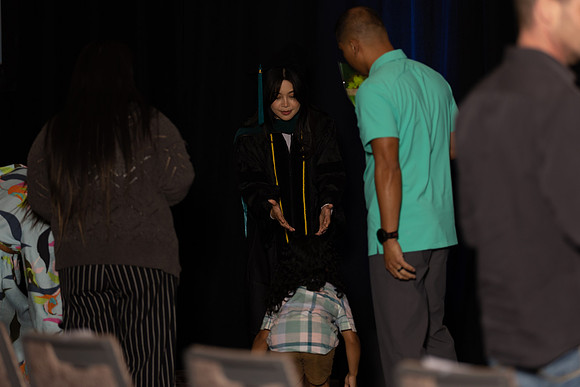 USA April 2023 Grad-409