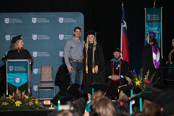 USA April 2023 Grad-355