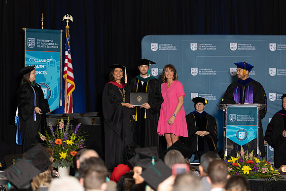 USA April 2023 Grad diploma-2198