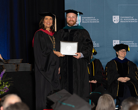 USA April 2023 Grad diploma-2203-2
