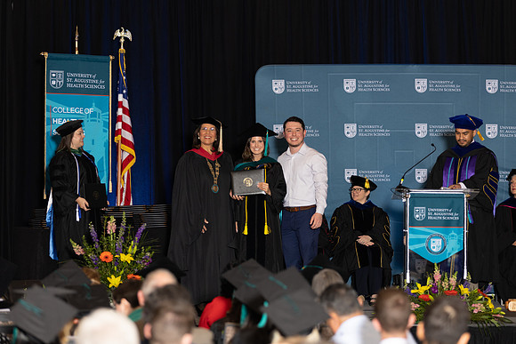 USA April 2023 Grad diploma-2187