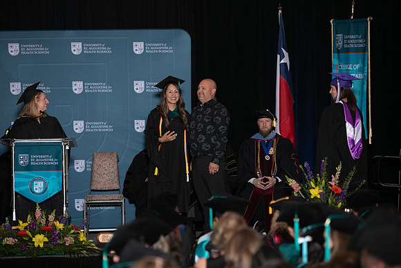 USA April 2023 Grad-368