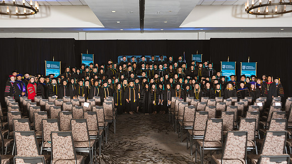 USA April 2023 Grad-117