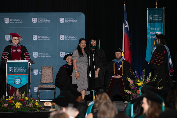USA April 2023 Grad-333