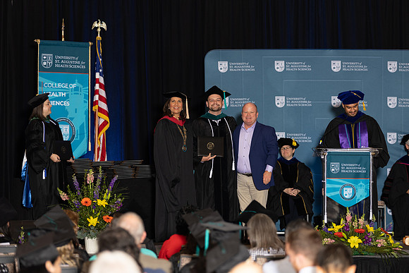 USA April 2023 Grad diploma-2232