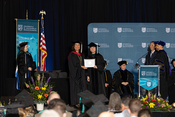 USA April 2023 Grad diploma-2233