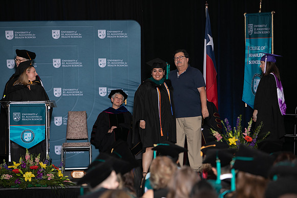 USA April 2023 Grad-378