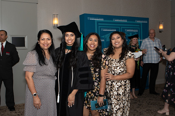 USA April 2023 Grad-64