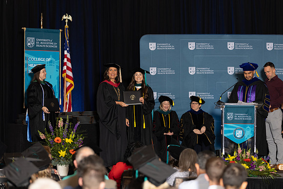 USA April 2023 Grad diploma-2194