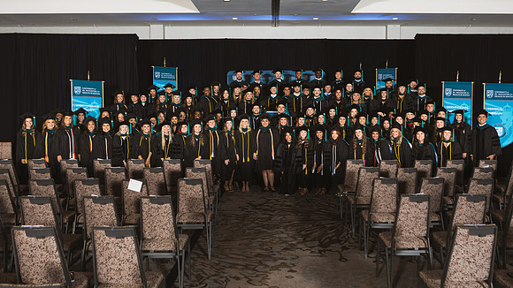 USA April 2023 Grad-116