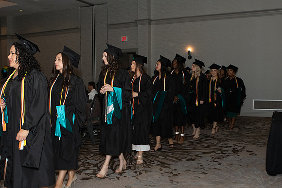 USA April 2023 Grad-100