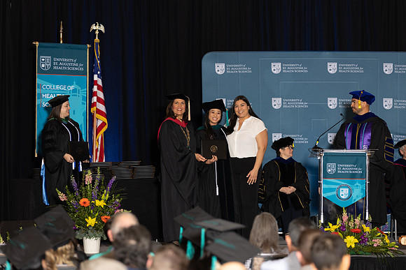USA April 2023 Grad diploma-2252