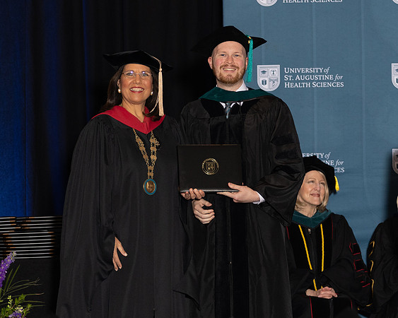 USA April 2023 Grad diploma-2182-2
