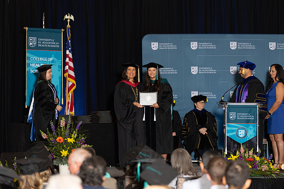 USA April 2023 Grad diploma-2259