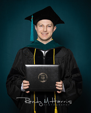 USA April 2023 Grad Portrait-1878
