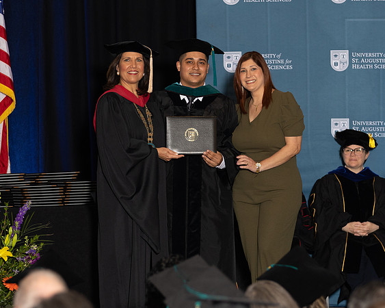USA April 2023 Grad diploma-2206-2