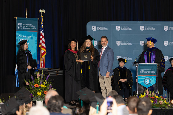 USA April 2023 Grad diploma-2254